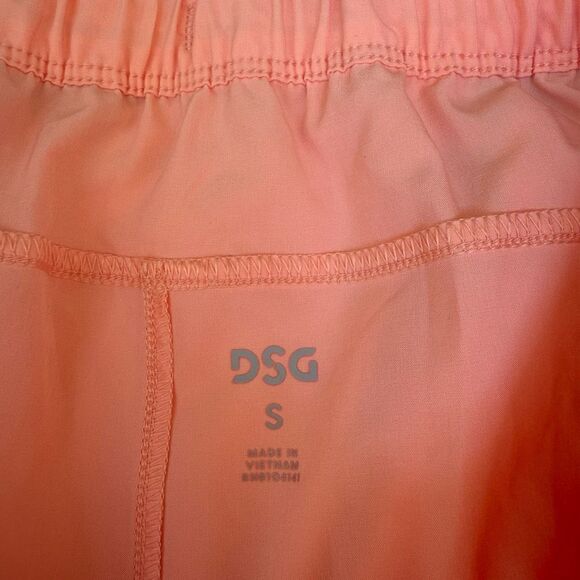 DSG Men's 6" Agility Woven Training Shorts Hybrid Pink Ray size S NWT - Picture 5 of 9